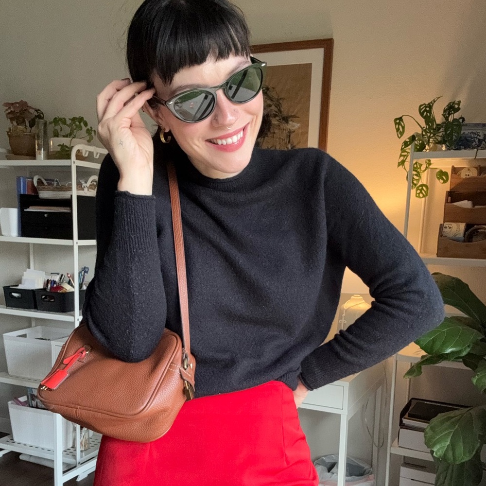 Meet your Posher, Elly